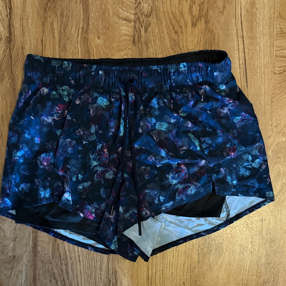 Avis Women's Blue Patterned Athletic Shorts